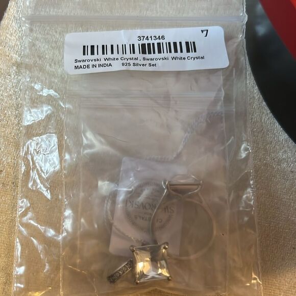 Swarovski Crystal Solitaire Princess Cut Engagement Ring set in Sterling Silver - Picture 11 of 12